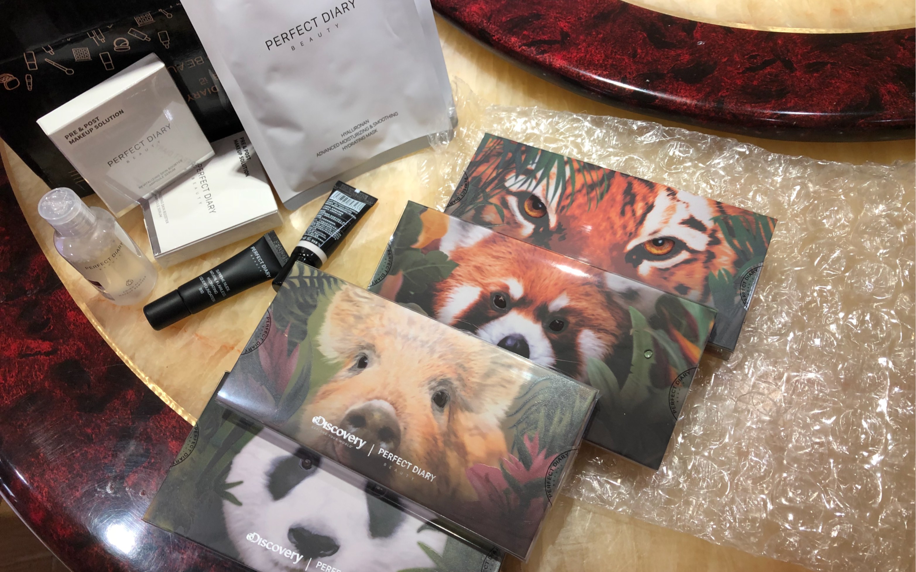 完美日记四盘 眼影盘 开箱记 第一集 小熊猫盘试色