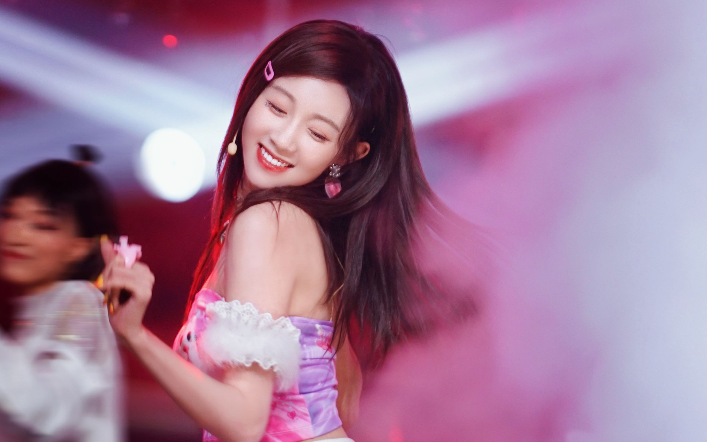 李子璇《magnetic love》舞台直拍片段