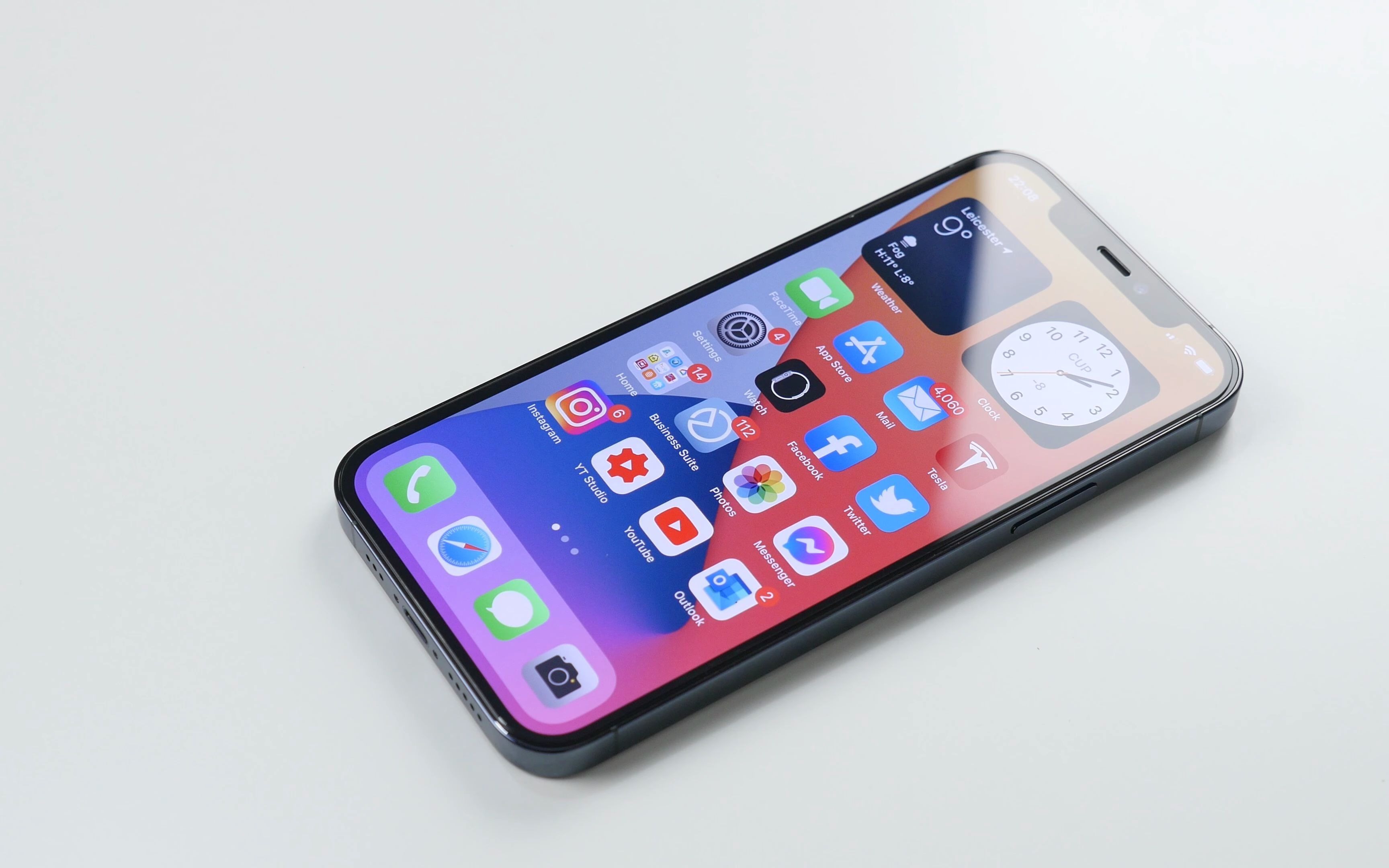 【苹果开箱】黑色iphone 12 mini 开箱_哔哩哔哩_bilibili