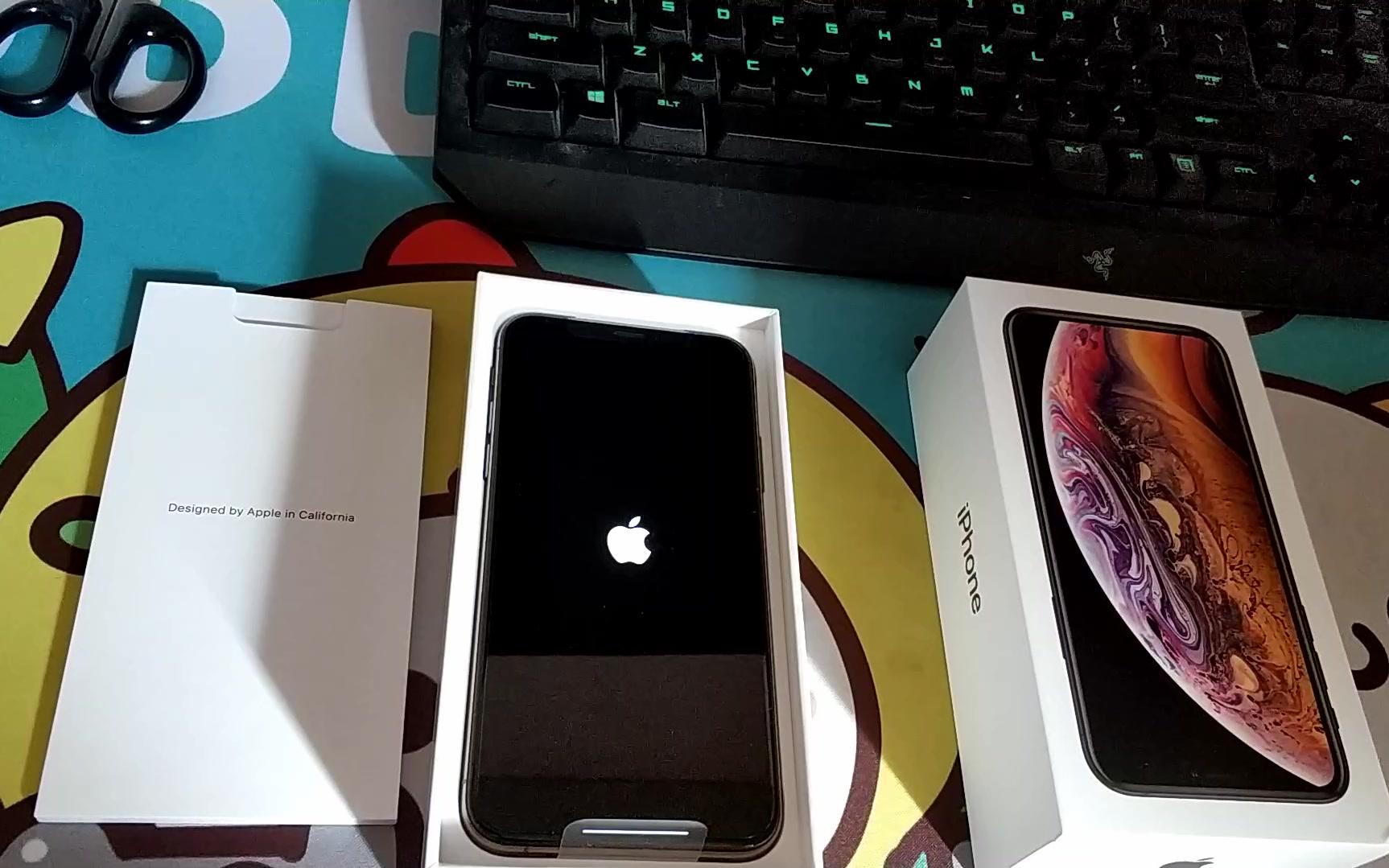 广州小伙贪便宜在拼多多购买了iPhone XS,结果竟然是哔哩哔哩bilibili