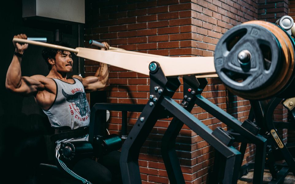 为什么女孩子不愿意举铁,进器械区~~_哔哩哔哩 (゜-゜)つロ 干杯