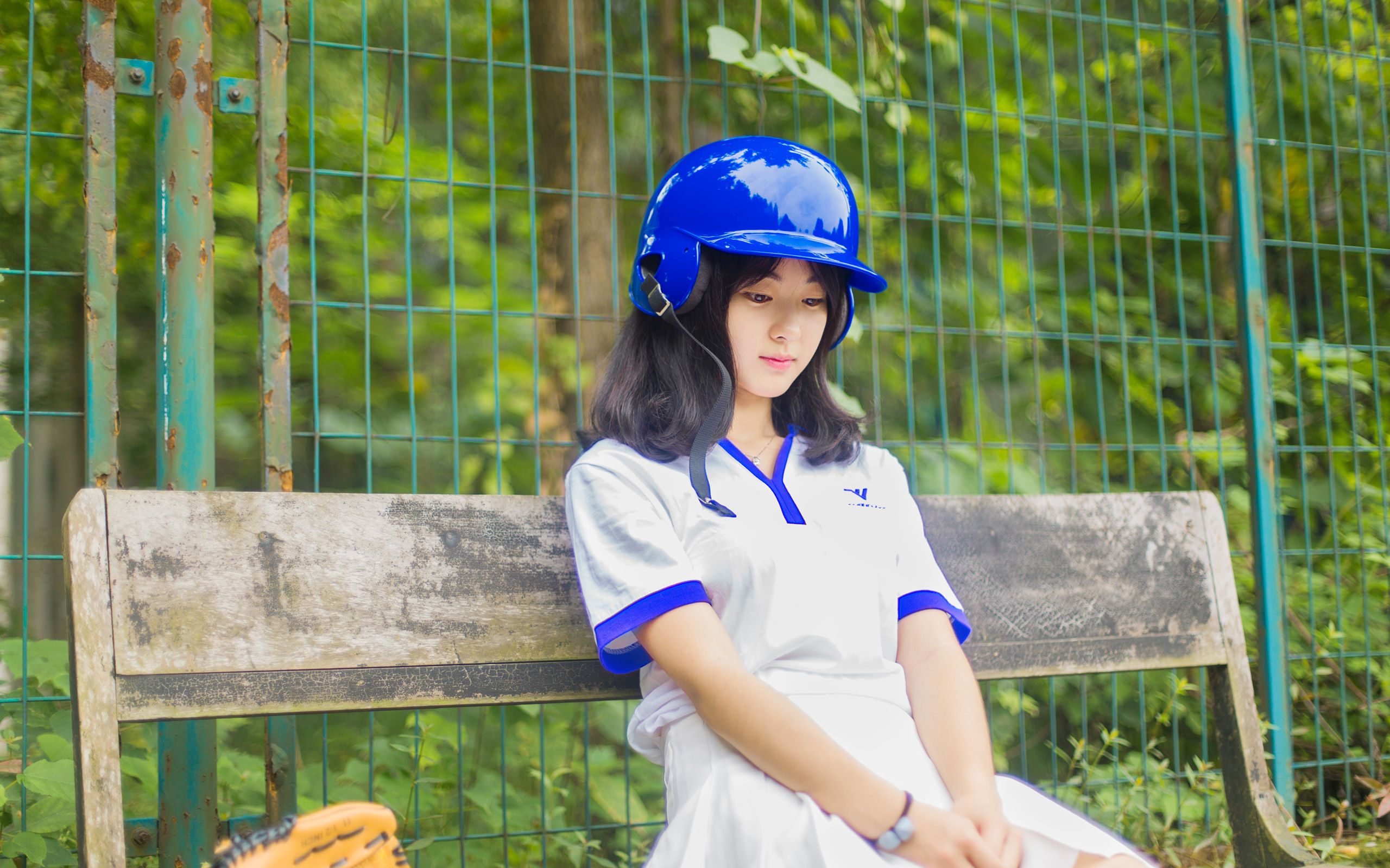 青春靓丽的棒球美少女,青春气息扑面而来,棒球少女满满的元气感