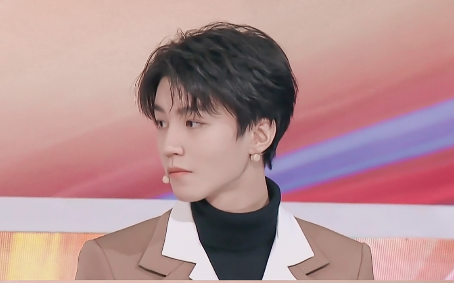 【王俊凯】发现录制华彩少年时的超心动瞬间