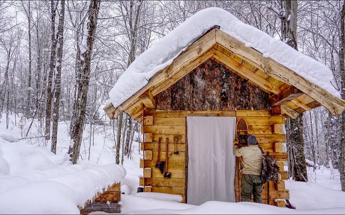 肖恩大叔的野外生存-搭建新的木屋抵御恶劣冬季暴风雪安装烟囱