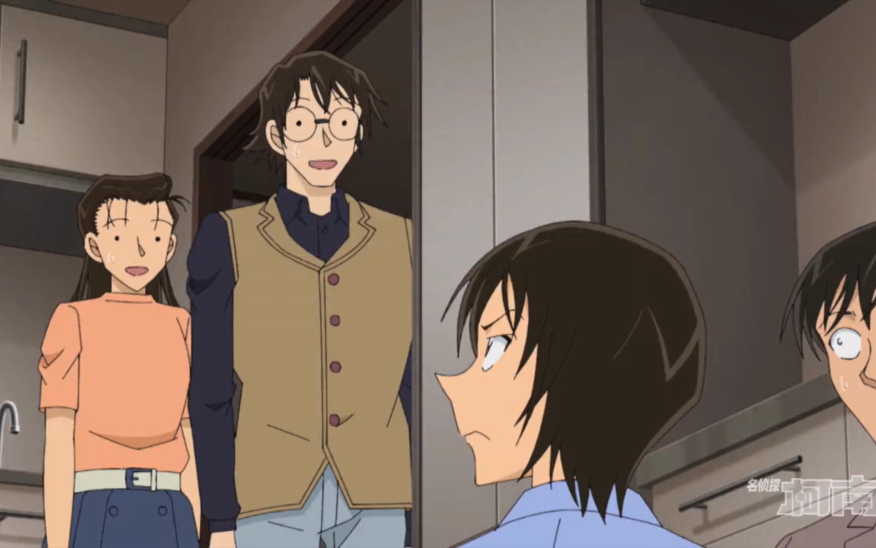 由美怀疑秀吉出轨《名侦探柯南》