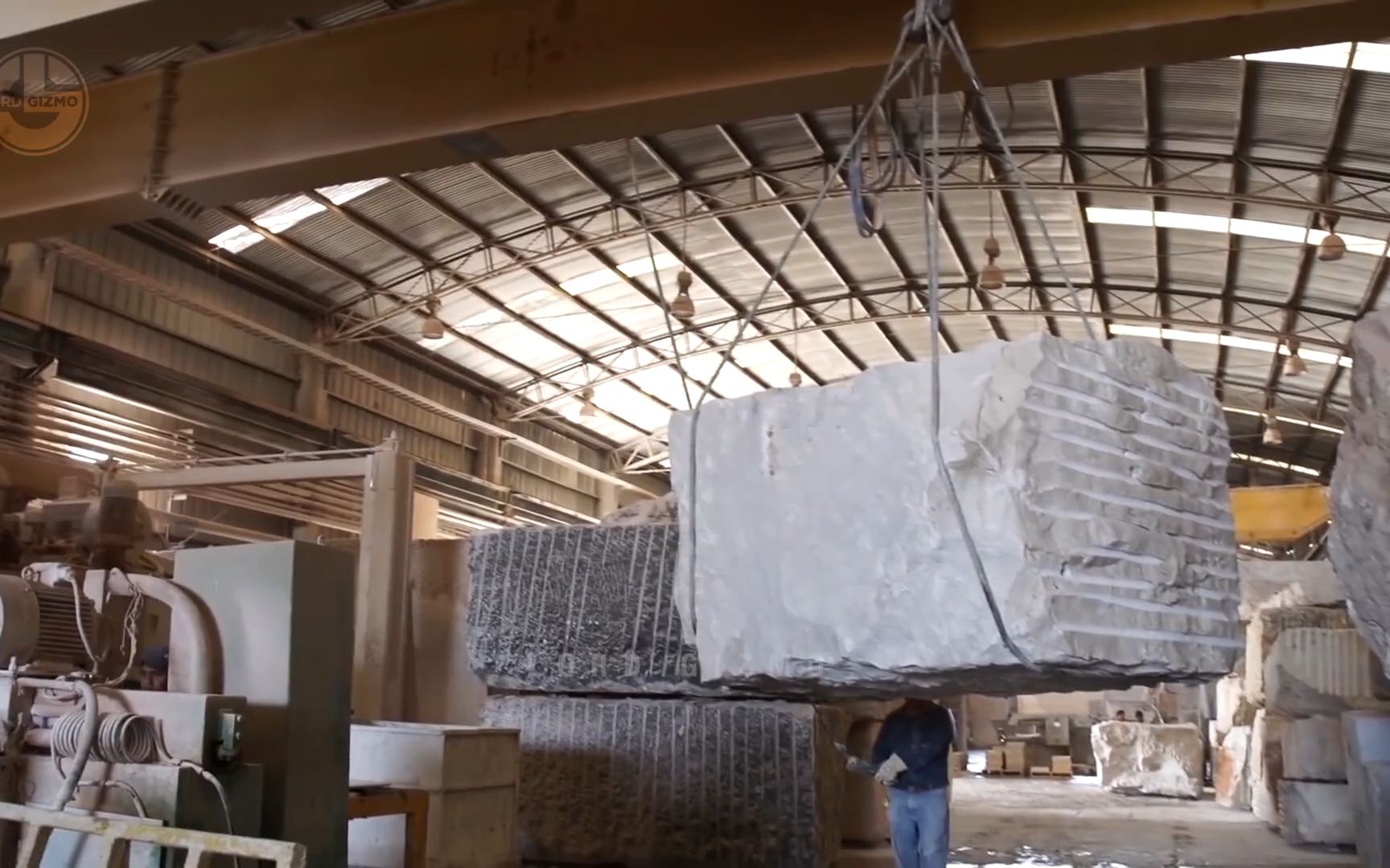 10 亿美元采石场的大理石开采与制造 - 奢侈石材(英文)