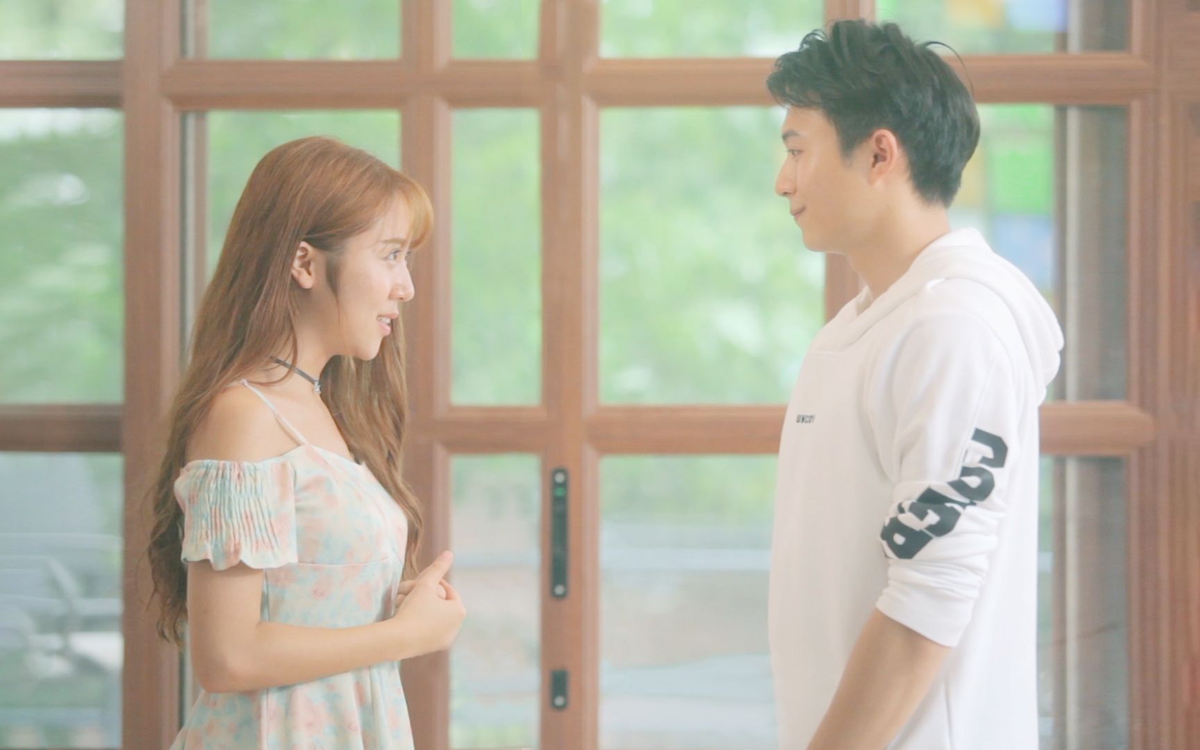 【天天逗事】现在的宅男都不喜欢那种卡哇伊的女生了,他们喜欢心地