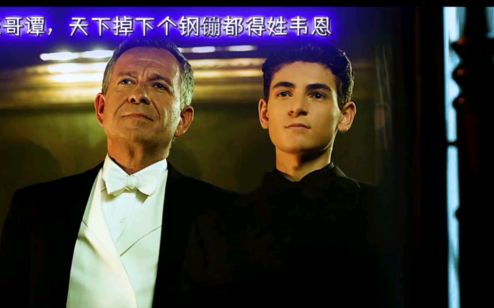 蝙蝠侠钞能力名场面,在哥谭,天上掉下个钢镚都得姓韦恩