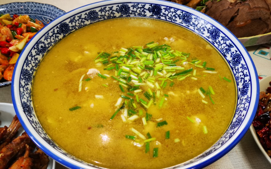 兔肉汤的功效(兔肉汤:滋补养生,补虚益气,助消化)