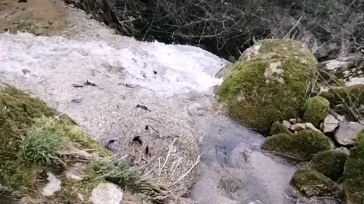 [图]山一程，水一程，身向深山缓缓行。风一更，雪一更，千障层峦凌渊雲。流泉碧涧春！