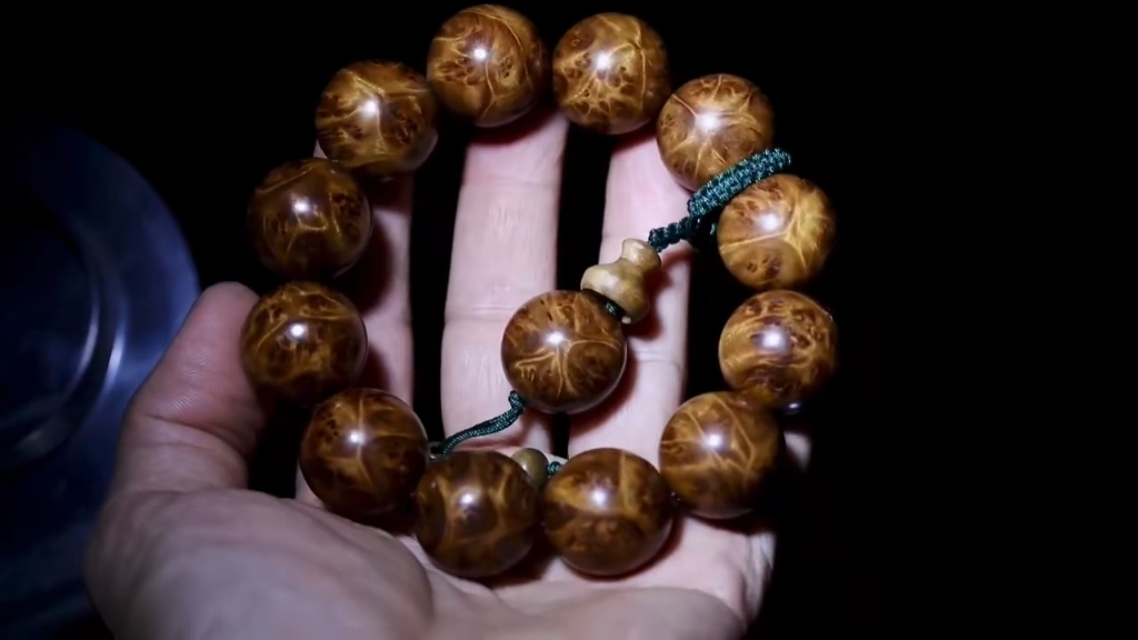 金丝楠木手串,瘤疤手串