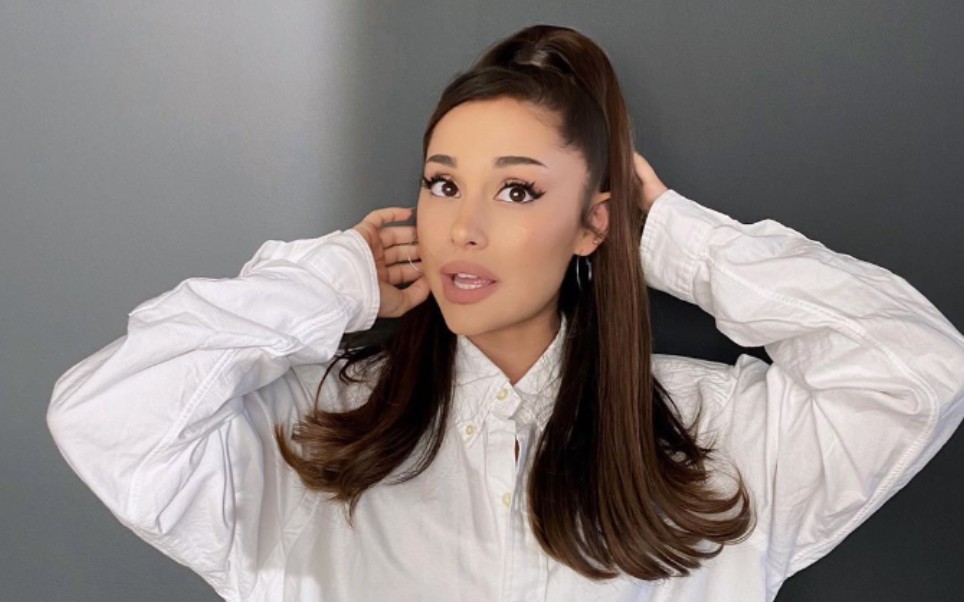 【a妹】ariana grande的热单「breathin」在经过降调慢速处理后,又是