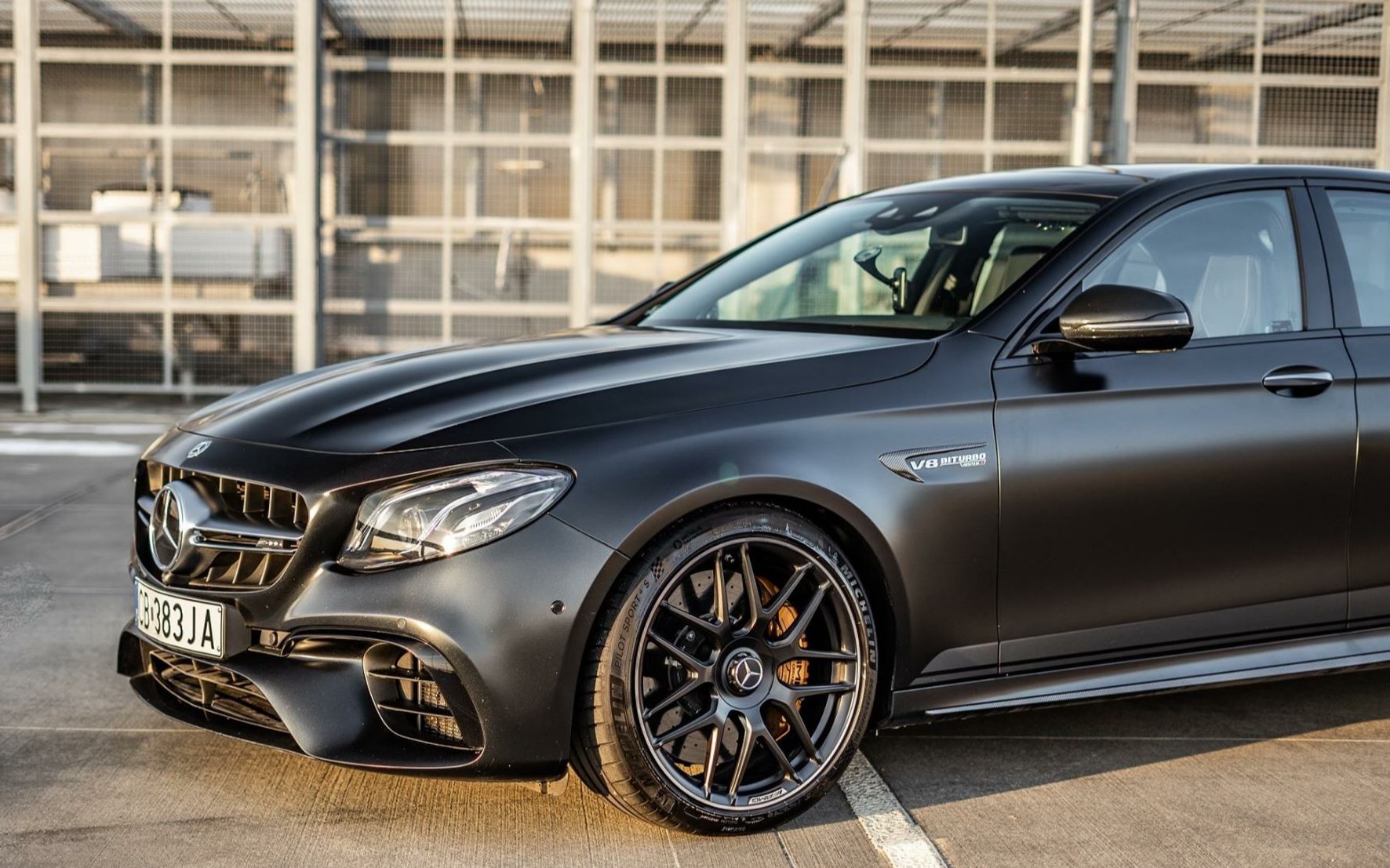 [西装暴徒]amg e63漂移练习