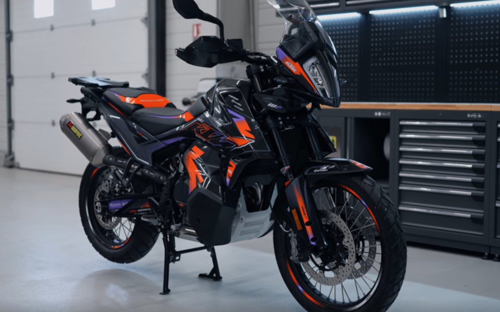 [图]相信我，千万不要让KTM带路 KTM 890 ADV