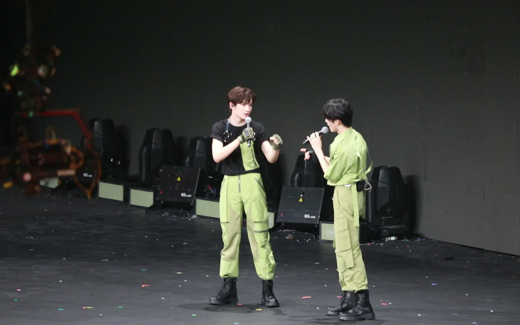 苏新皓余宇涵串场节目双人饭拍