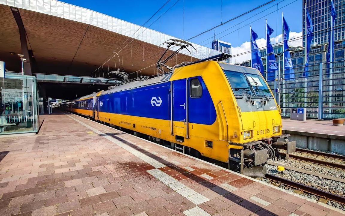 火车前方展望——【荷兰铁路】荷兰高速铁路南线:从鹿特丹中央车站到