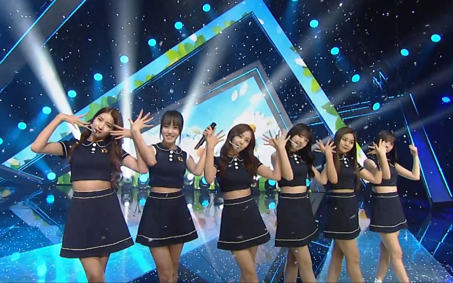 gfriend - love whisper sbs人气歌谣舞台 170820