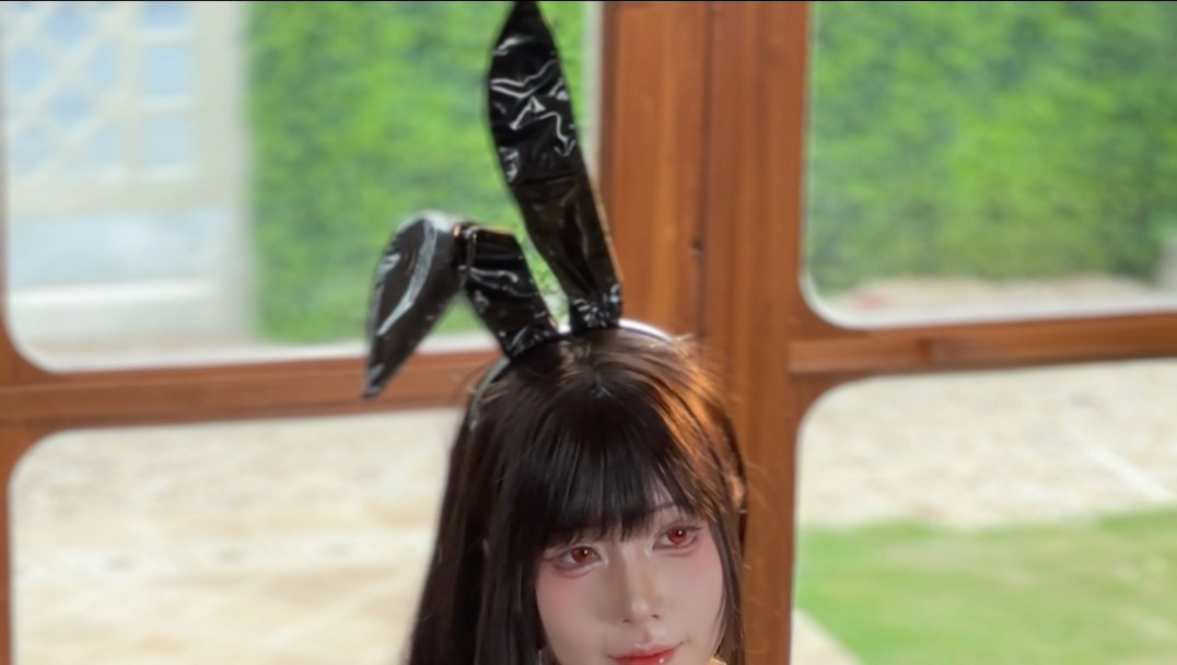 修修猫兔女郎