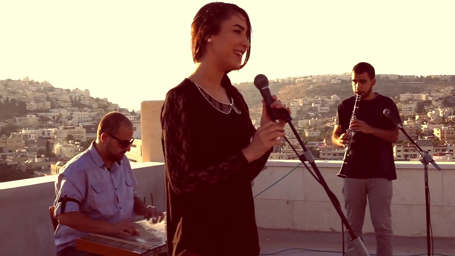 [图]Helwa Ya Baladi - Dalida (Cover by Lina Sleibi)