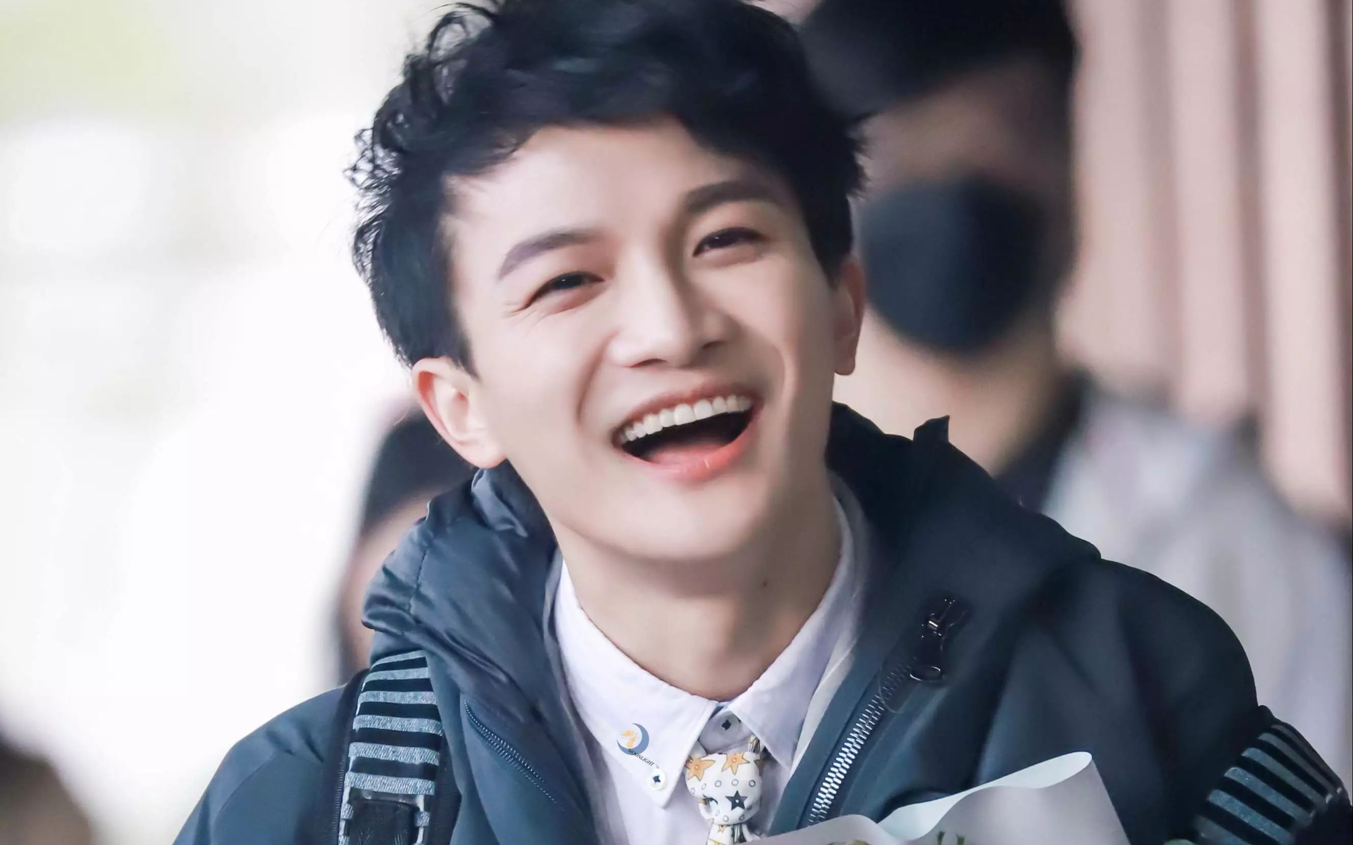 周深20171207 中央人民广播电台华夏之声《华夏原创金曲榜》专访 专辑