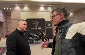 Download Video: 2024 Triumph Speed 400 & Scrambler 400 X 与专家沟通