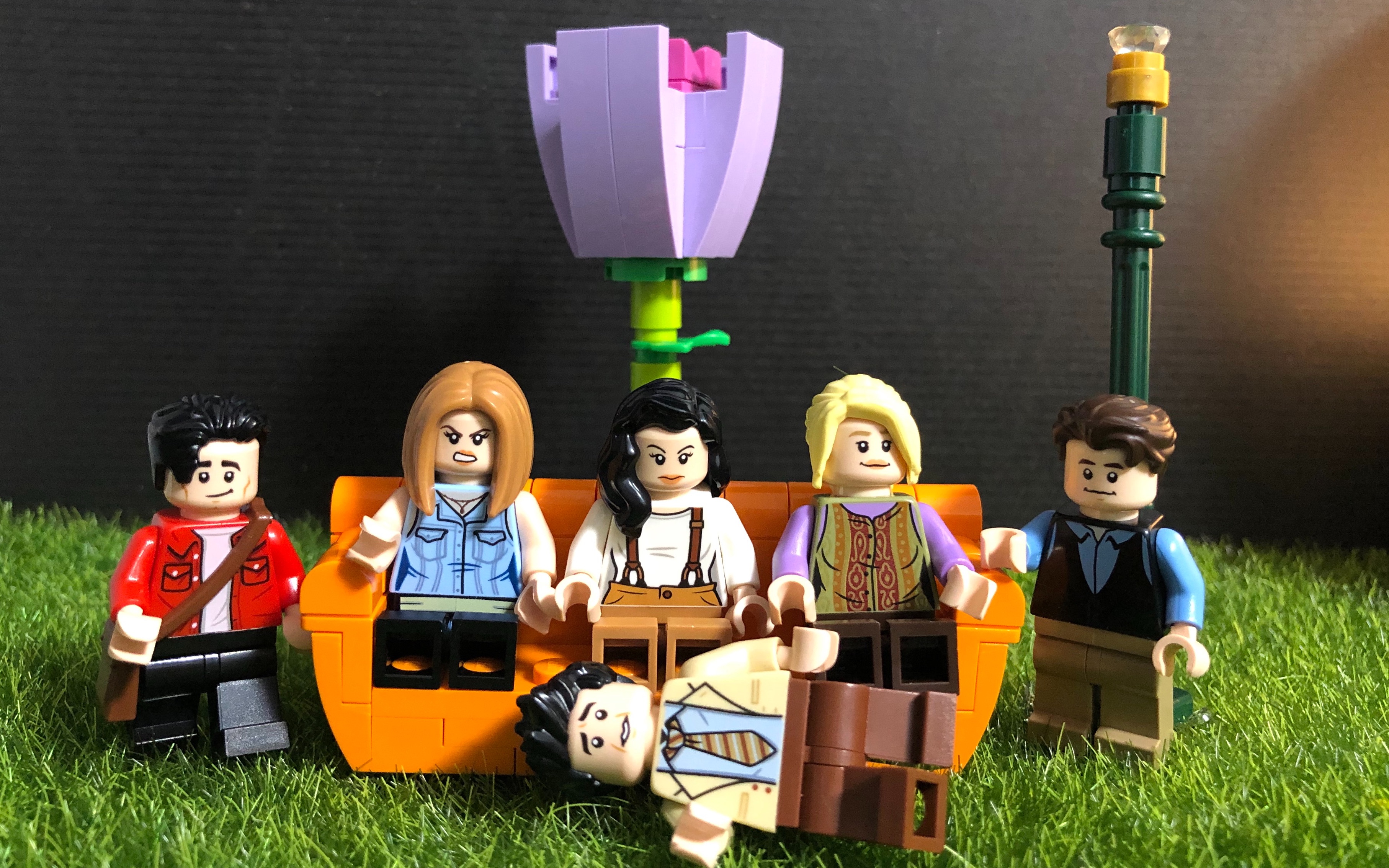 friends乐高版老友记伪片头