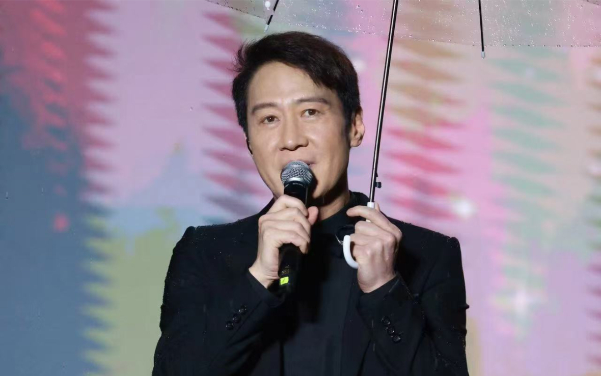 恋曲2024黎明饭拍视频