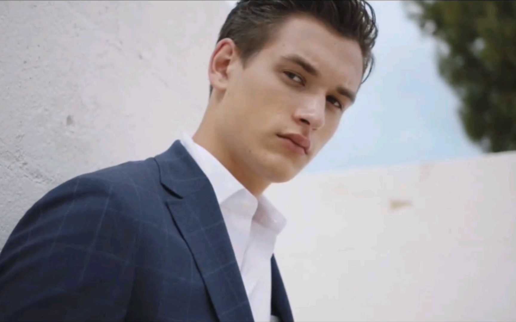 西装总裁『chester mckee 』鲨我!