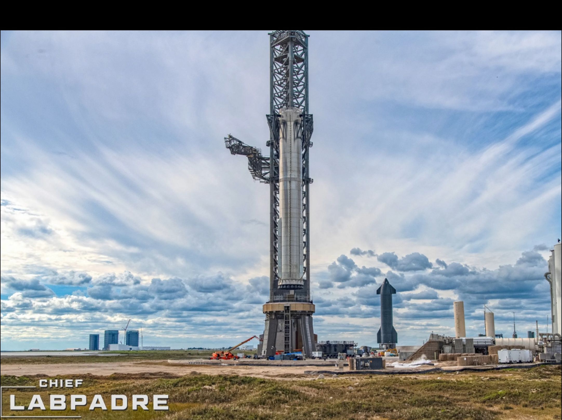 spacex星舰s28静态点火测试