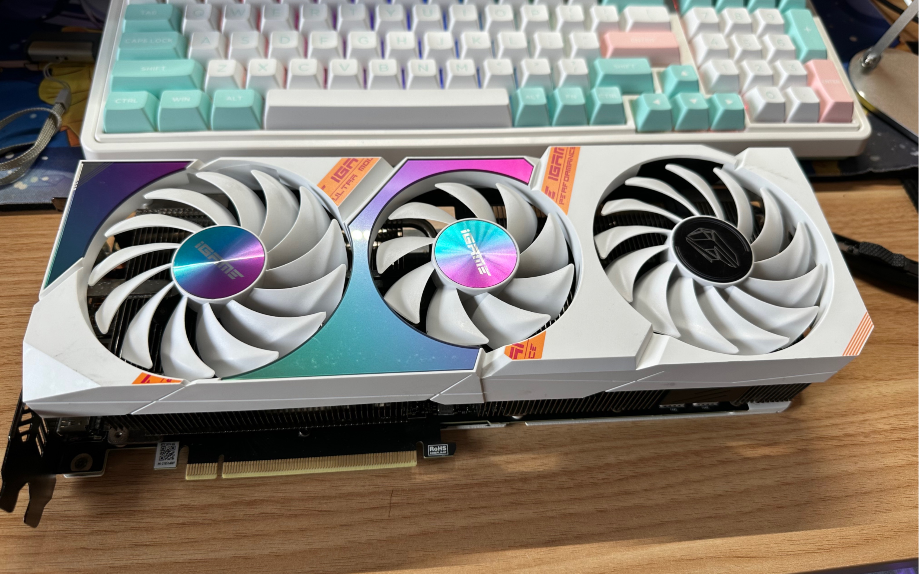 开箱一张过渡用的七彩虹rtx3070ultra w oc矿