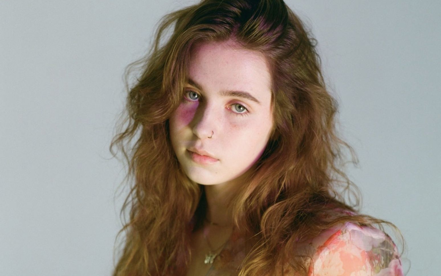 被霉霉加入歌单的小仙女clairo这首sofia非常好听了!