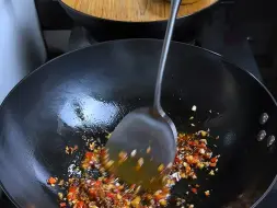 Tải video: 紫苏炒虾#在家做美食