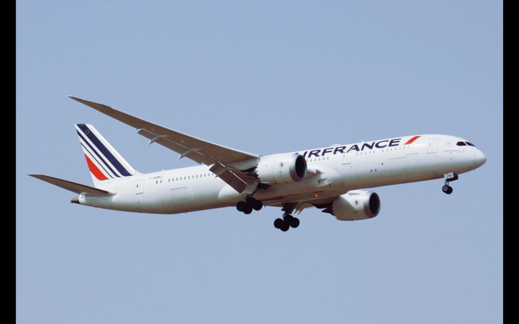 法航789丝滑落地pek