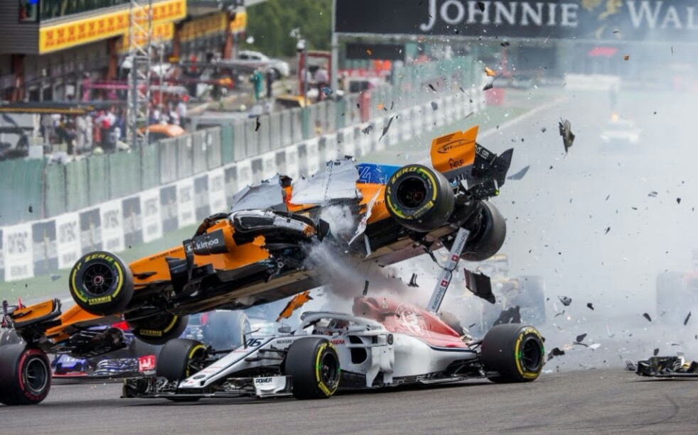 [热]盘点我心目中最差f1撞车合集_哔哩哔哩 (゜-゜)つロ 干杯