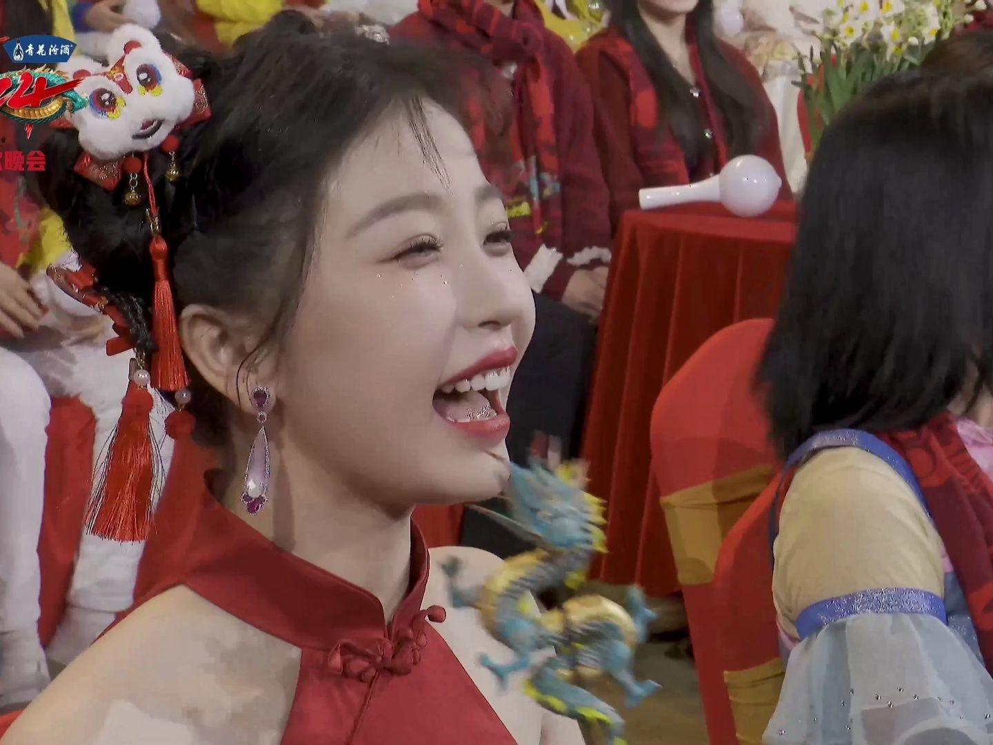 【虞书欣】240209 北京台春晚微博更新 虞书欣cut