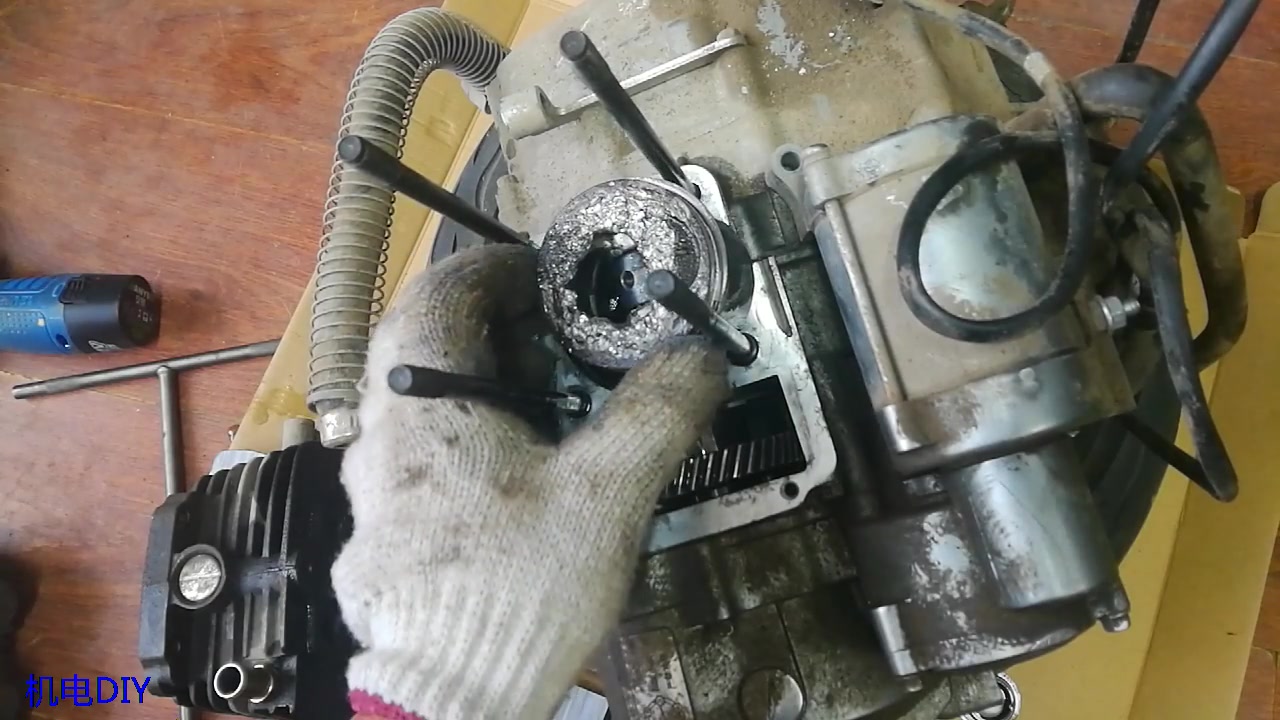 水冷175摩托车发动机完全分解!大修第一步!先拆解