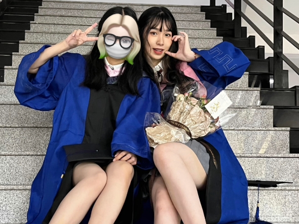 蓝袍加身 毕业快乐