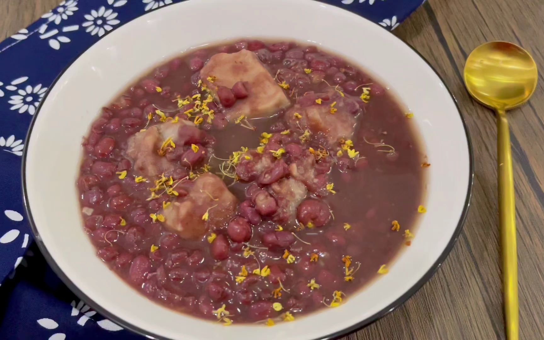 【芋头红豆沙】绵绵糯糯,甜而不腻超暖甜汤