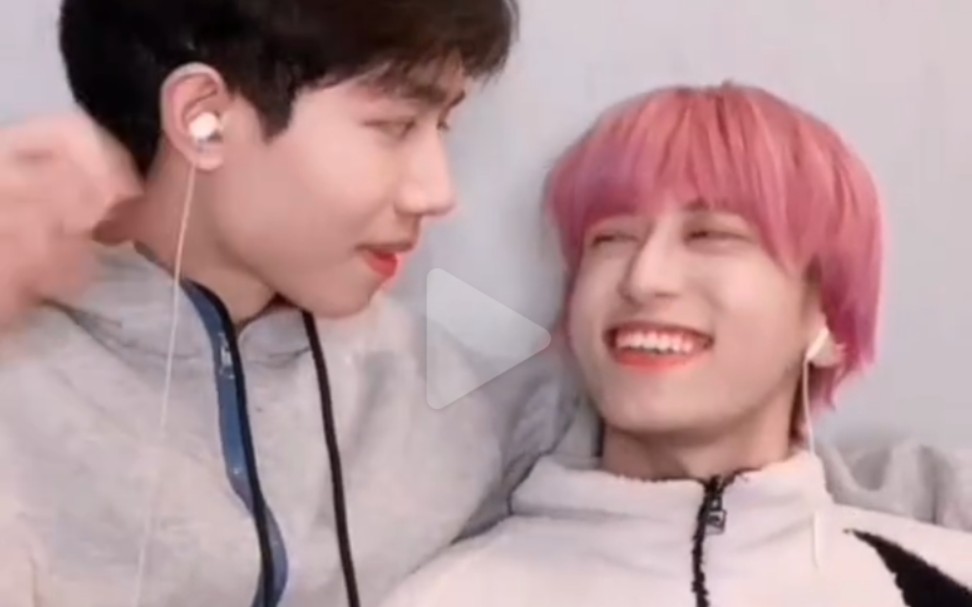 十九屿龙厚你怎么称呼你的男孩男生之间的爱情是怎么互相称呼的