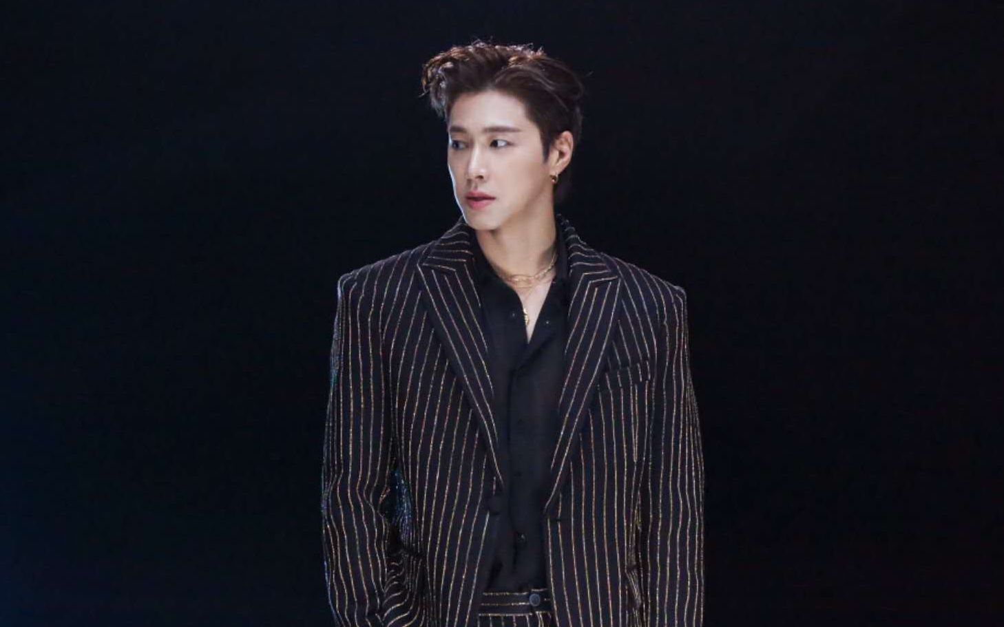 【郑允浩】follow打歌舞台合集东方神起郑允浩最新单曲follow mv 打歌