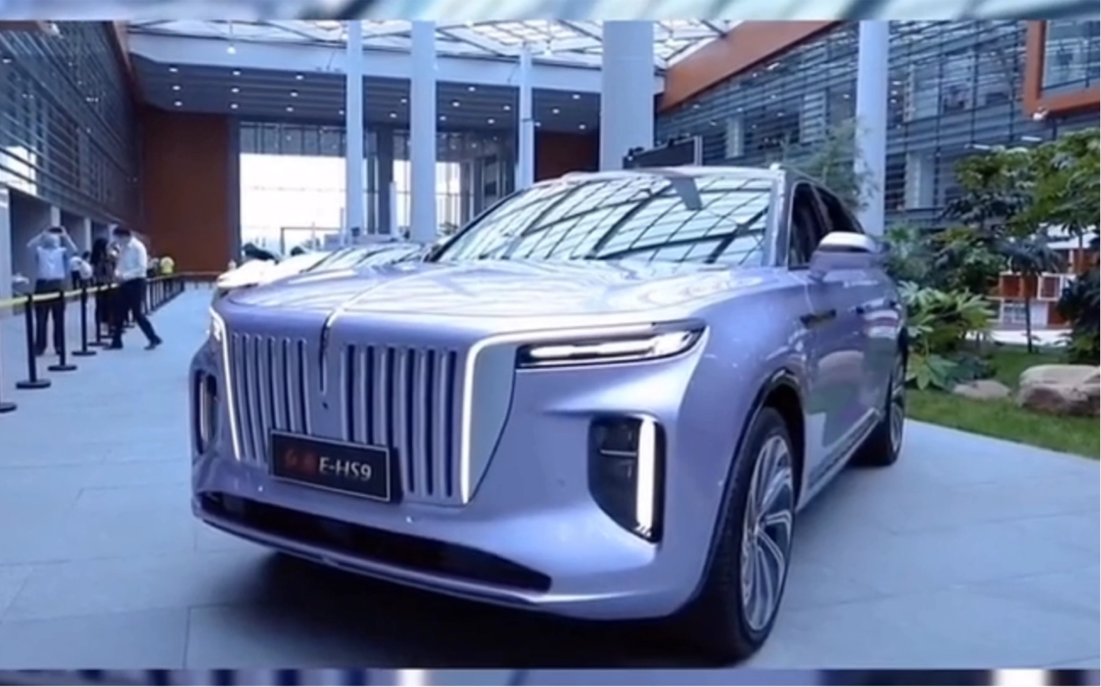 当梦想照进现实,红旗e115概念车到e hs9量产车.