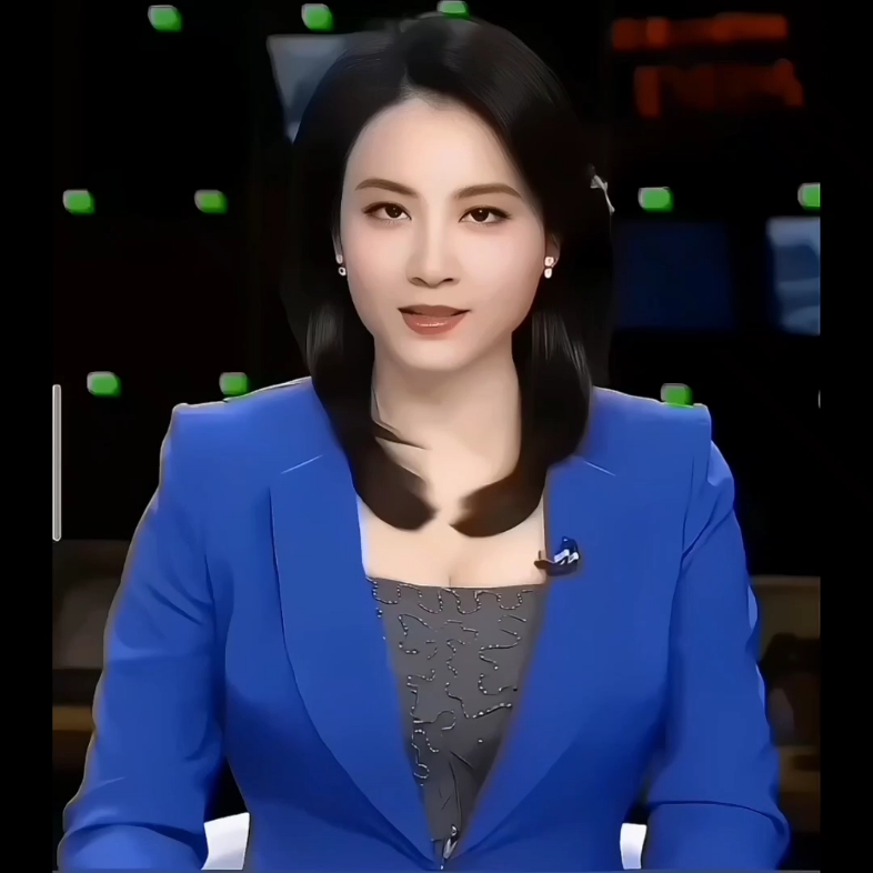 东方卫视尹红主播图片图片