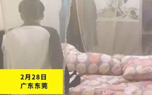 Télécharger la video: 18岁孙子放假回家 第一时间跑奶奶房间唠嗑 场面温馨又搞笑