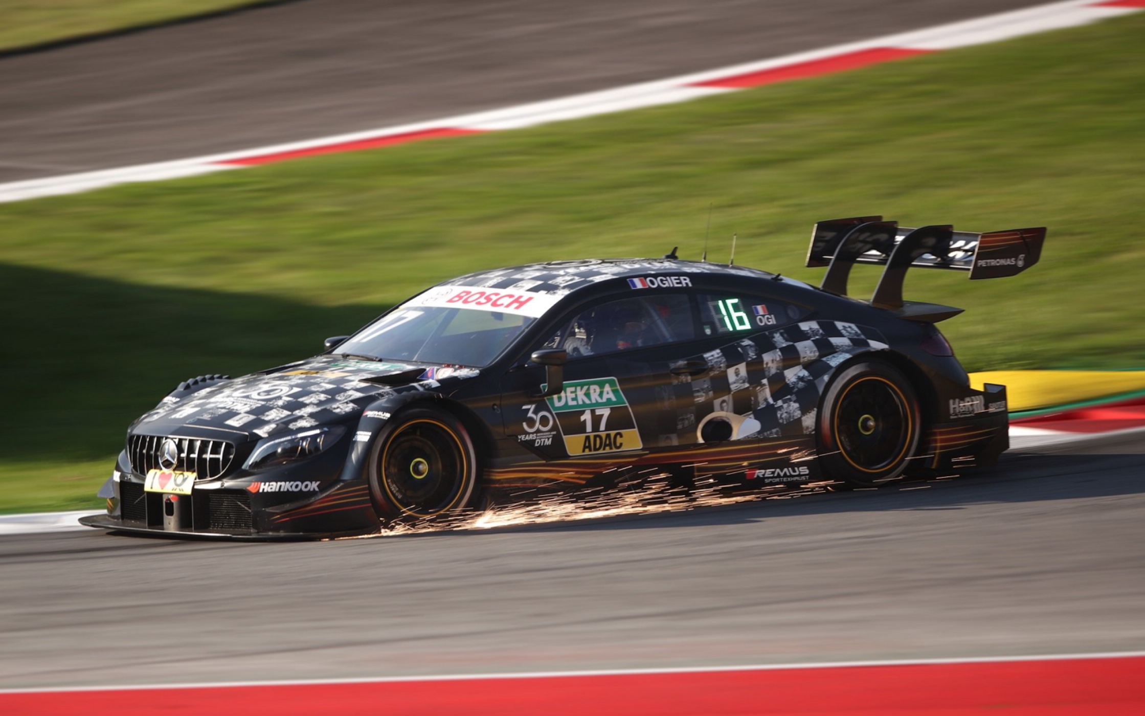 奥吉尔2018红牛环race1全场车载_哔哩哔哩_bilibili