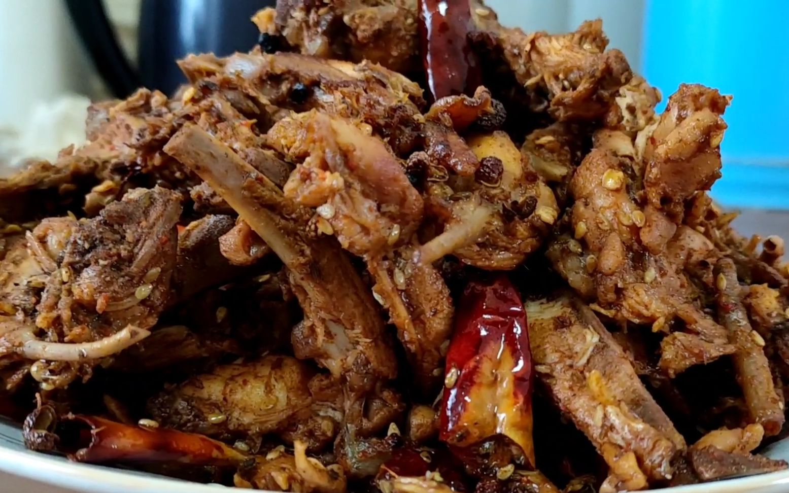 鸡叉骨又出新吃法,麻辣鲜香烧烤味,咬一口停不下来!