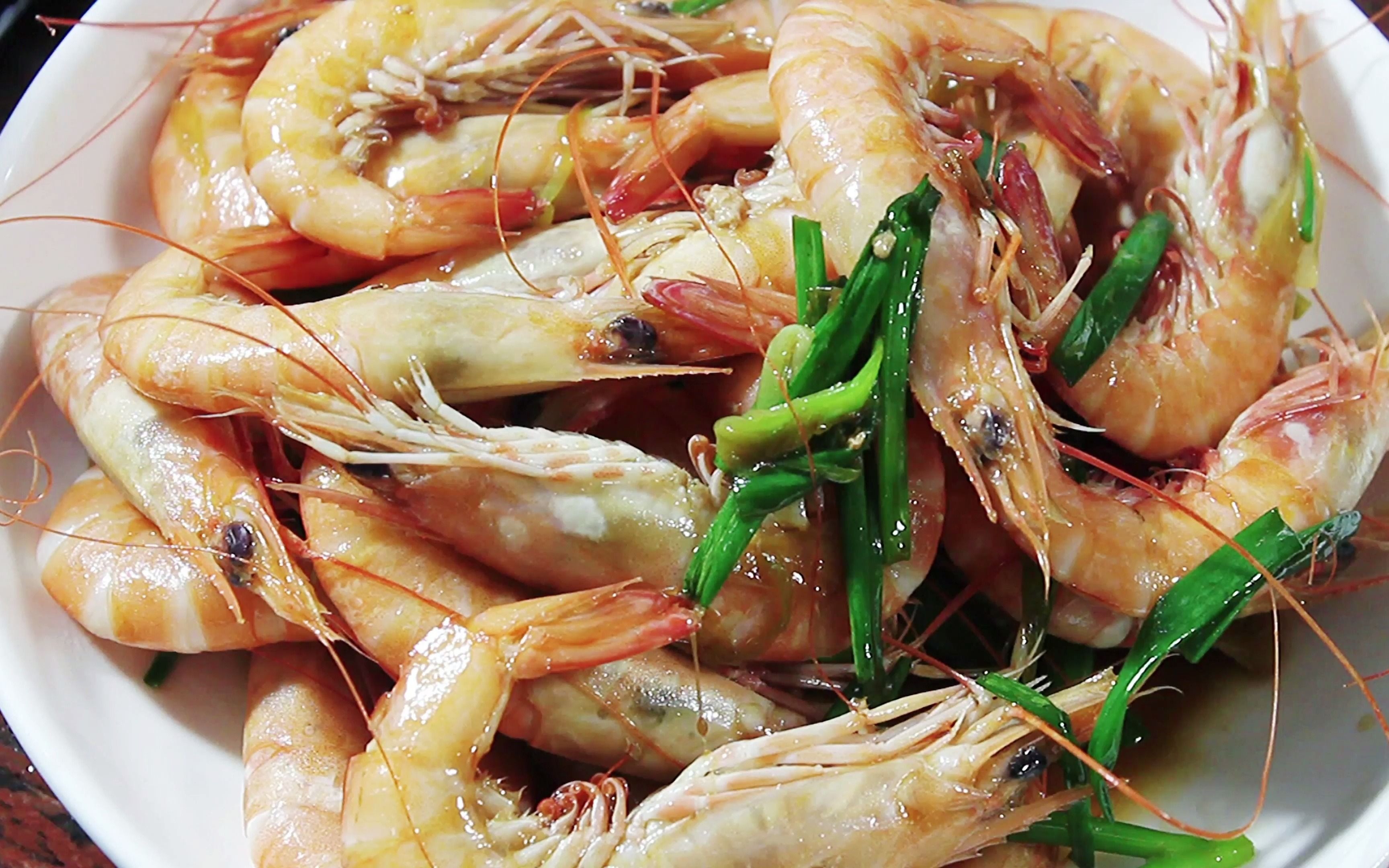 刚上市的海芦虾,80一斤买的,纯野生海虾,当季最鲜美的虾!