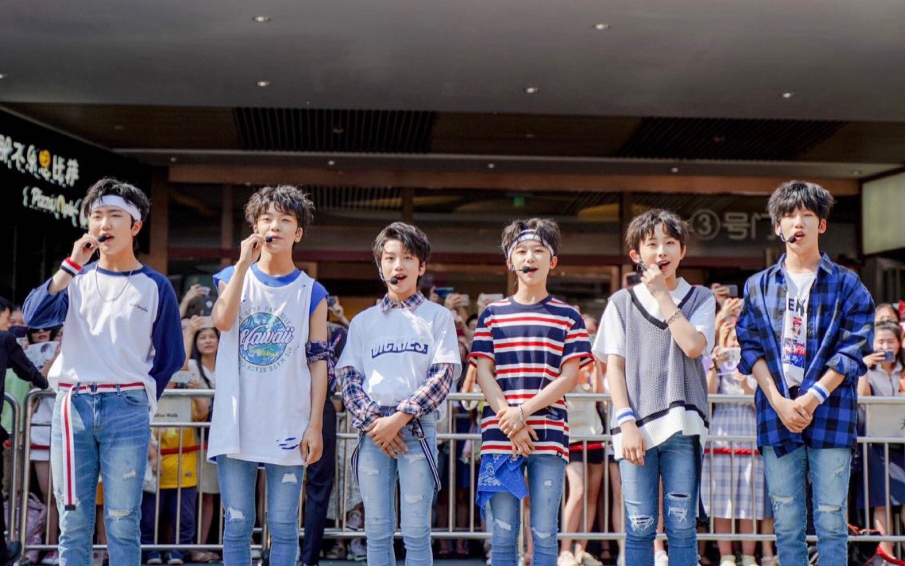 boystory成都路演-下山老母亲手机渣拍收获可可六只