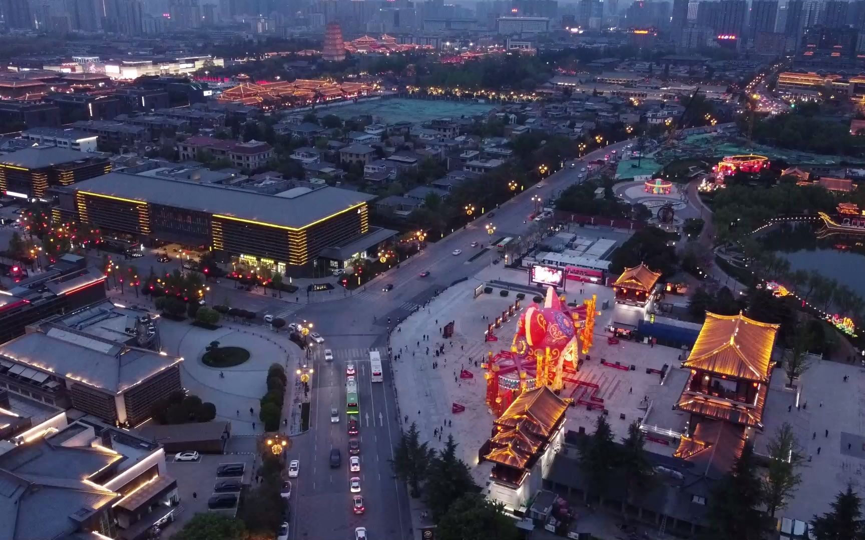 [图]一人买票，全站观看(大唐芙蓉园)