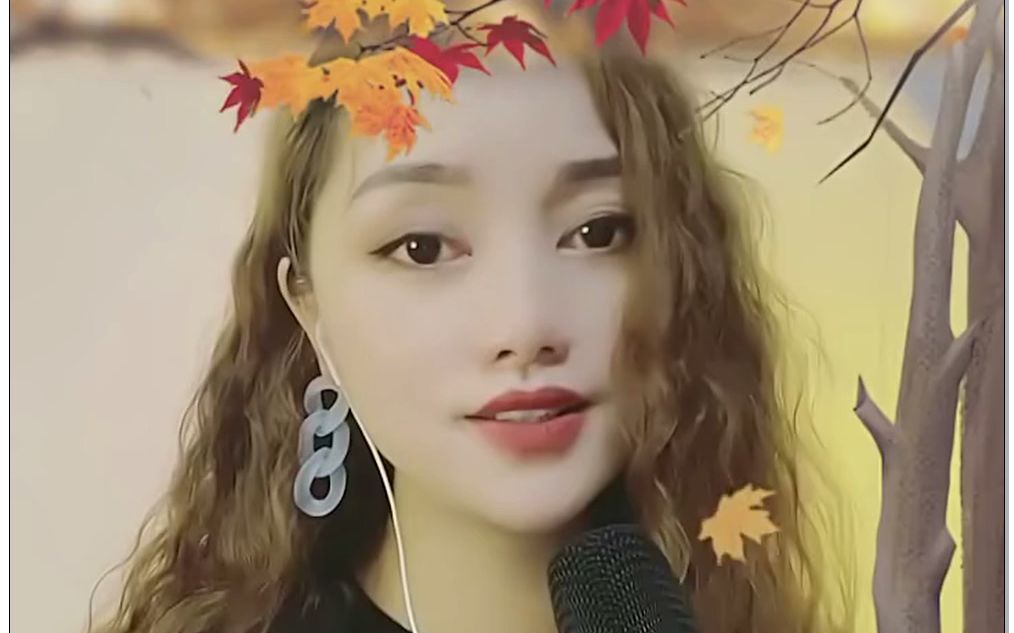 美女唱《婚纱和你都是梦》,来全民k歌一起唱吧!