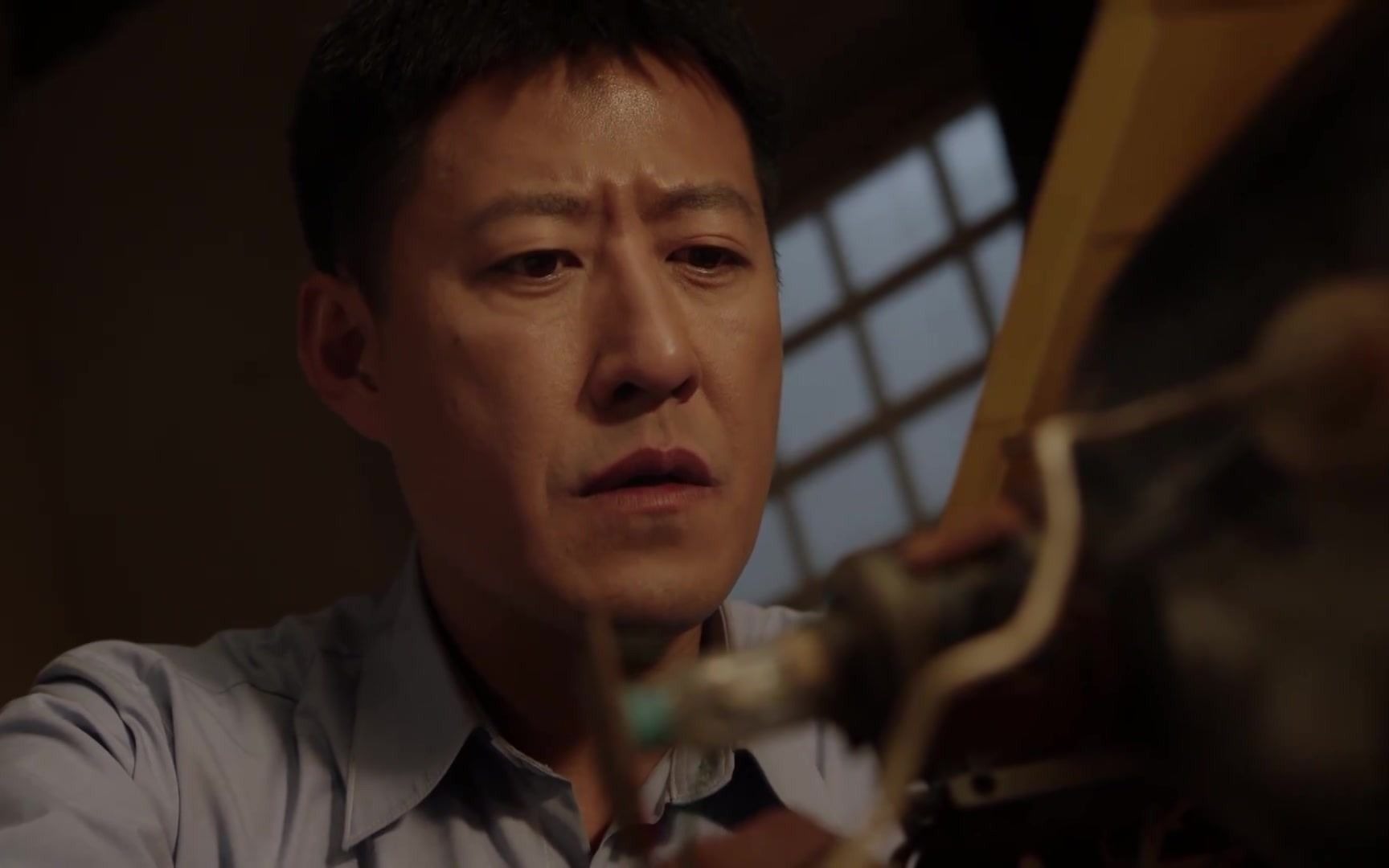 岁岁:拆机做摸做样修电器,瞎搞一天还没弄好,于震这回露馅了